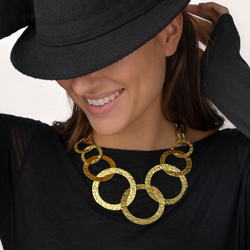 Vestopazzo Circle Silhouette Necklace