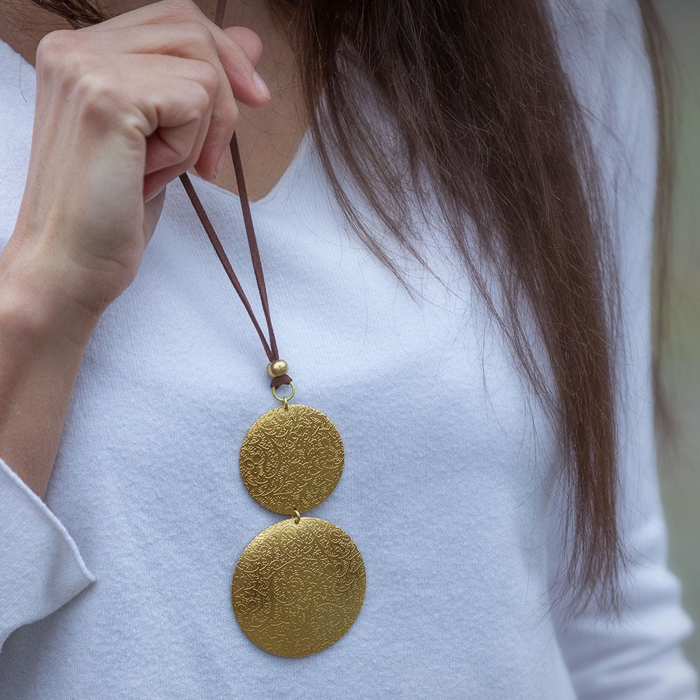 Vestopazzo Double Disc Pendant Necklace