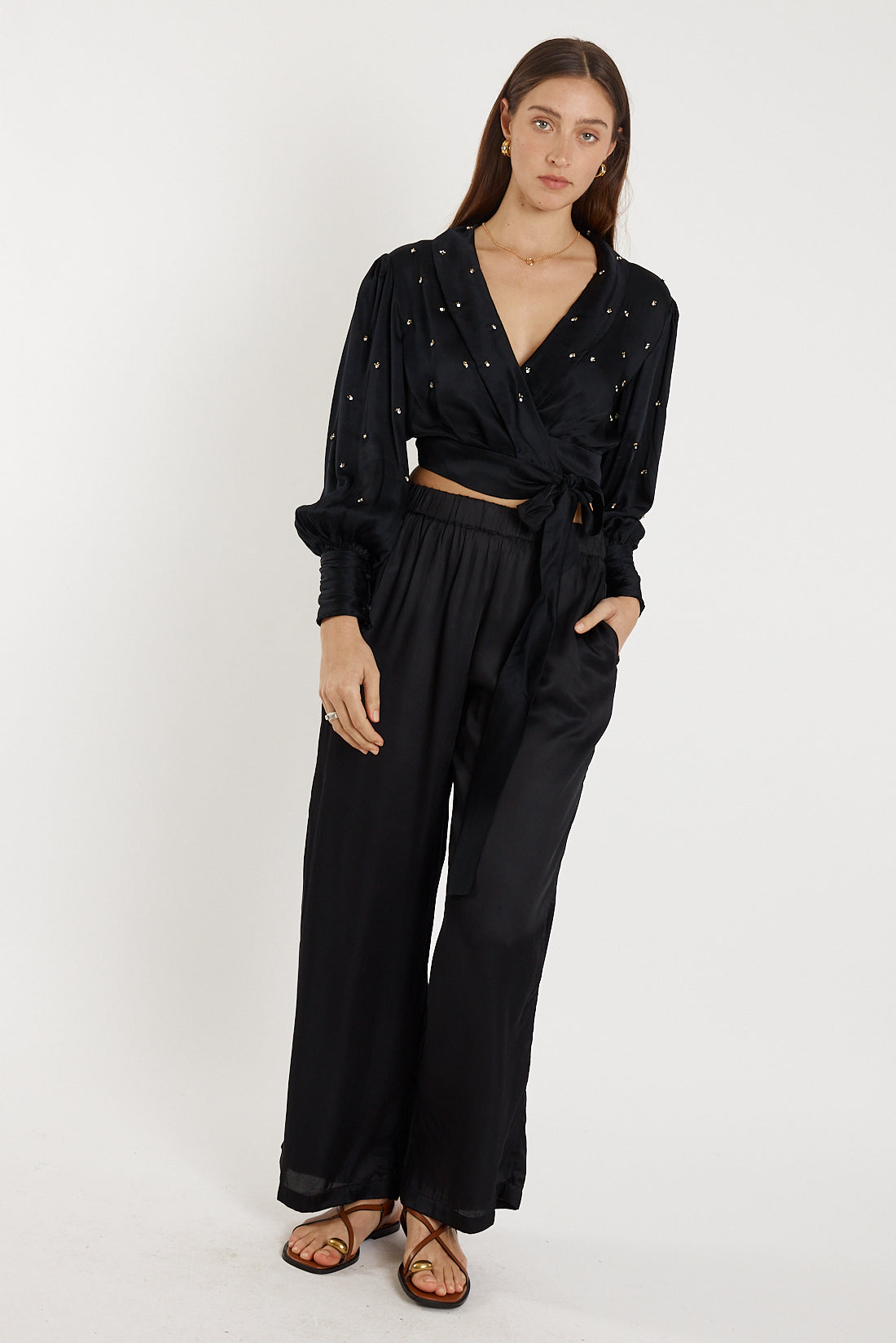 RYY Bienvenue Wrap Top Black