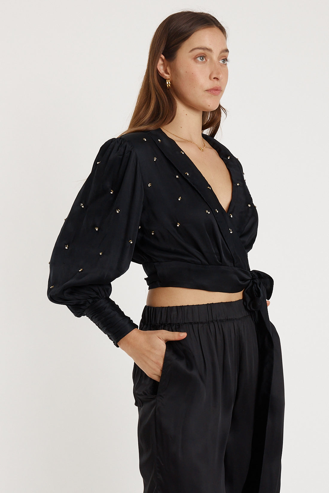 RYY Bienvenue Wrap Top Black