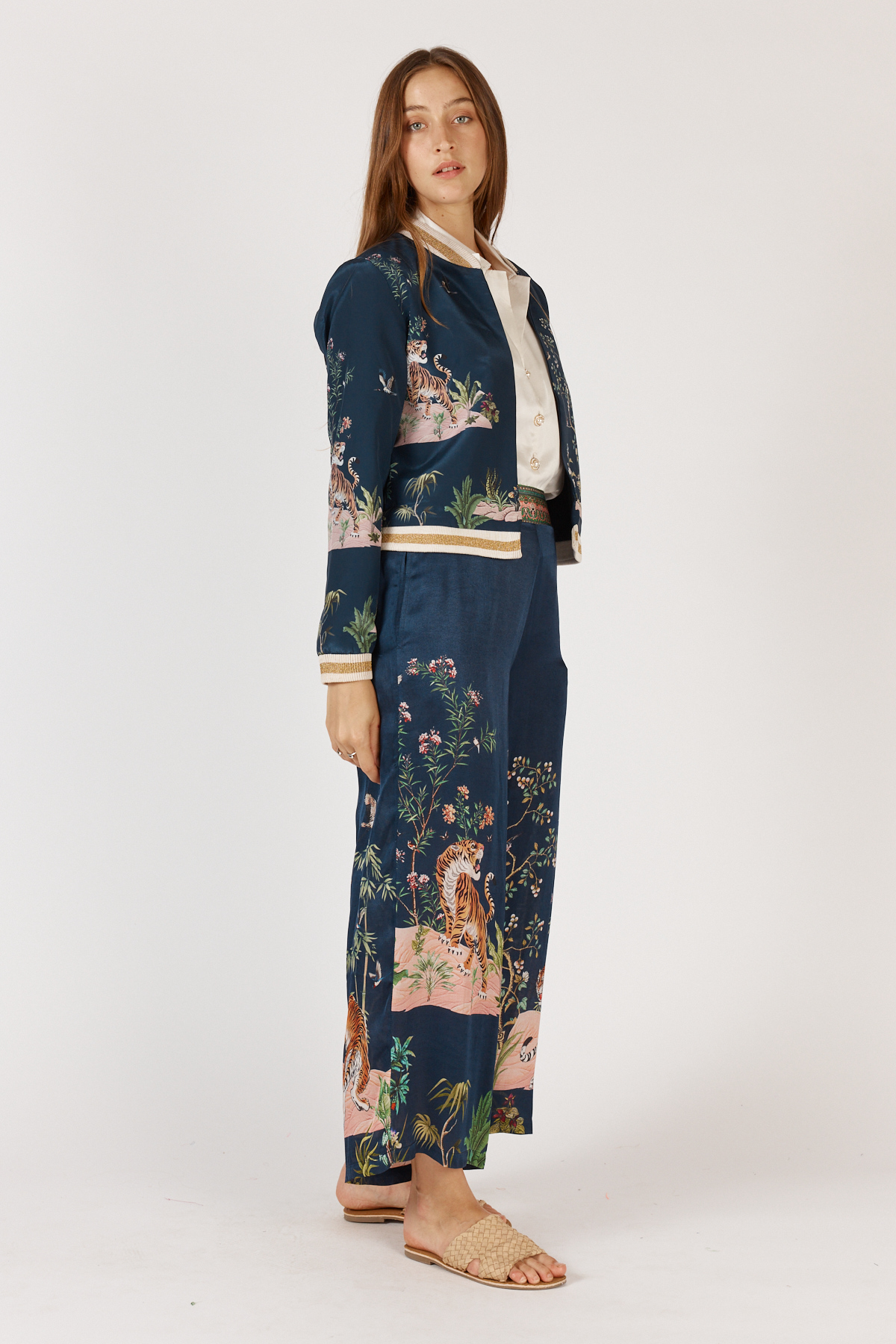 RYY Machali Jacket Navy - Image 3