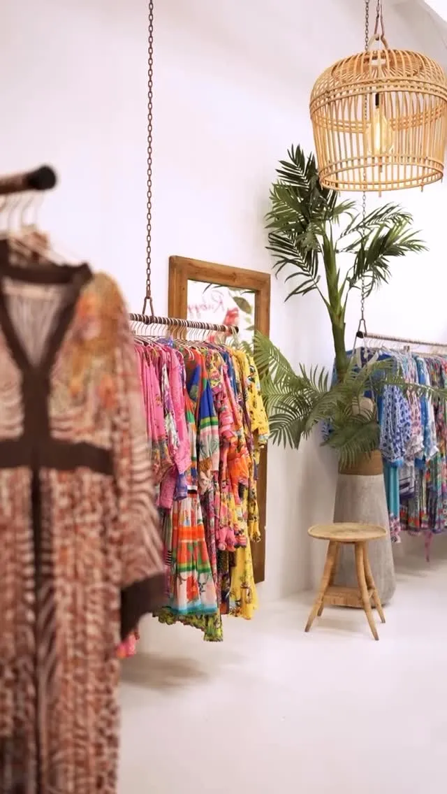 🎶 Turn the volume up! Your must‑have holiday outfit is here.
💛 Light, flowy, and made to move with you.
👉 Save this reel for later & share with your bestie!

Hashtags:
#RubyYes #OOTDSouthAfrica #YesClothing #CapeTownFashion #ResortStyle #BohoChic #ShopLocalSA #BeachToBar #CapeTownBoutique #TheOldBiscuitMill #FashionReels